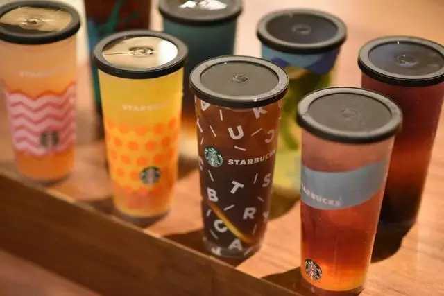 冰球革命，高效生產：大型杯裝冰球包裝設備助力飲料企業創新升級